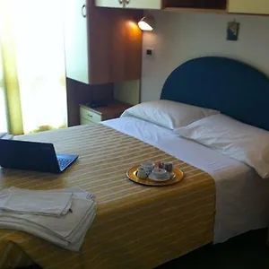 https://maria-piera.emilia-romagnahotels.net