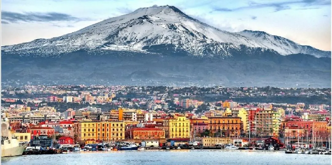 B&B La Norma Aeroporto di Catania Fontana Rossa